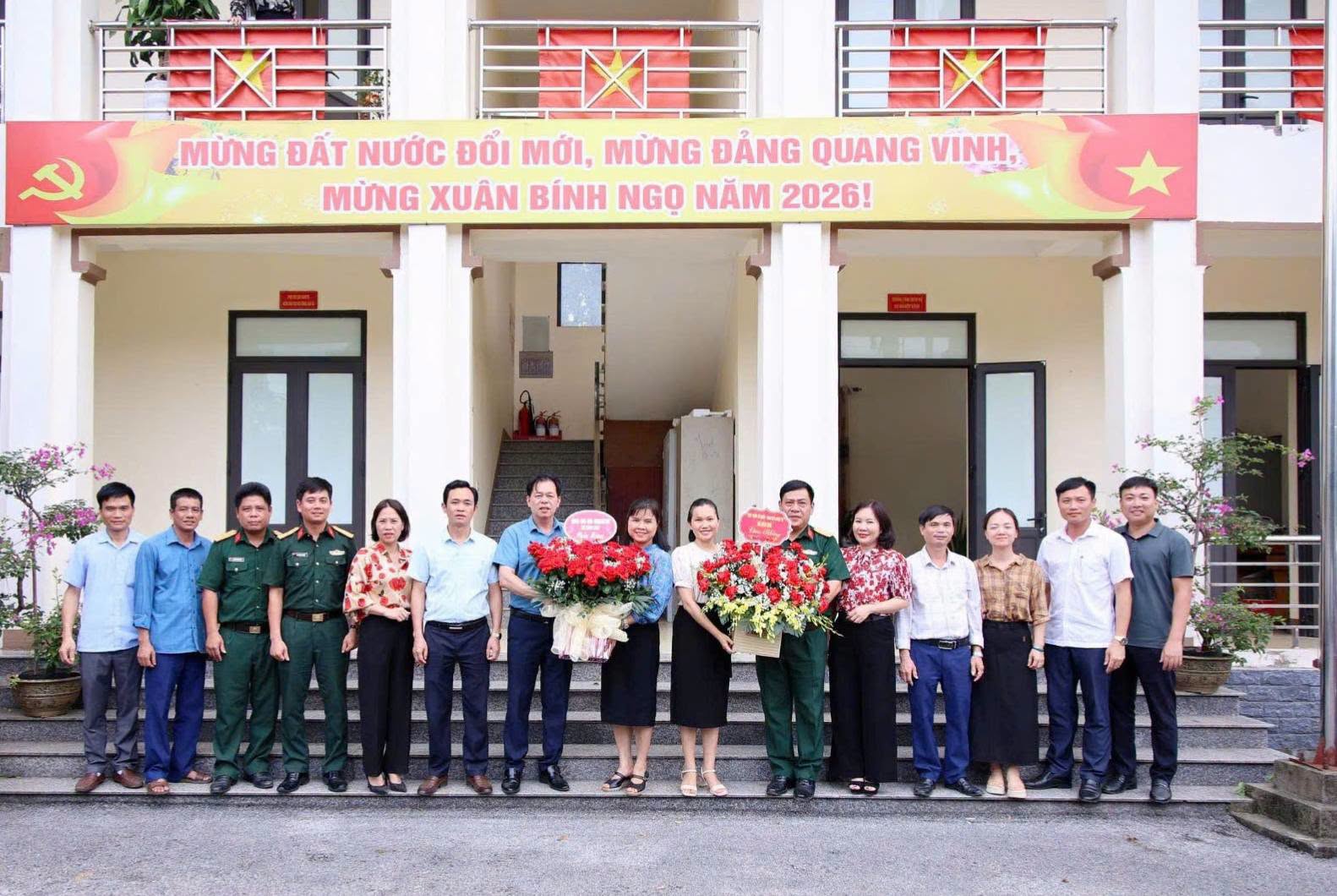 LÃNH ĐẠO ĐẢNG UỶ - HĐND - UBND - UỶ BAN MTTQ VIỆT NAM XÃ DÂN CHỦ THĂM, CHÚC MỪNG TRUNG TÂM DỊCH VỤ SỰ NGHIỆP CÔNG NHÂN DỊP KỶ NIỆM 101 NĂM NGÀY BÁO CHÍ CÁCH MẠNG VIỆT NAM (21/6/1925 - 21/6/2026)