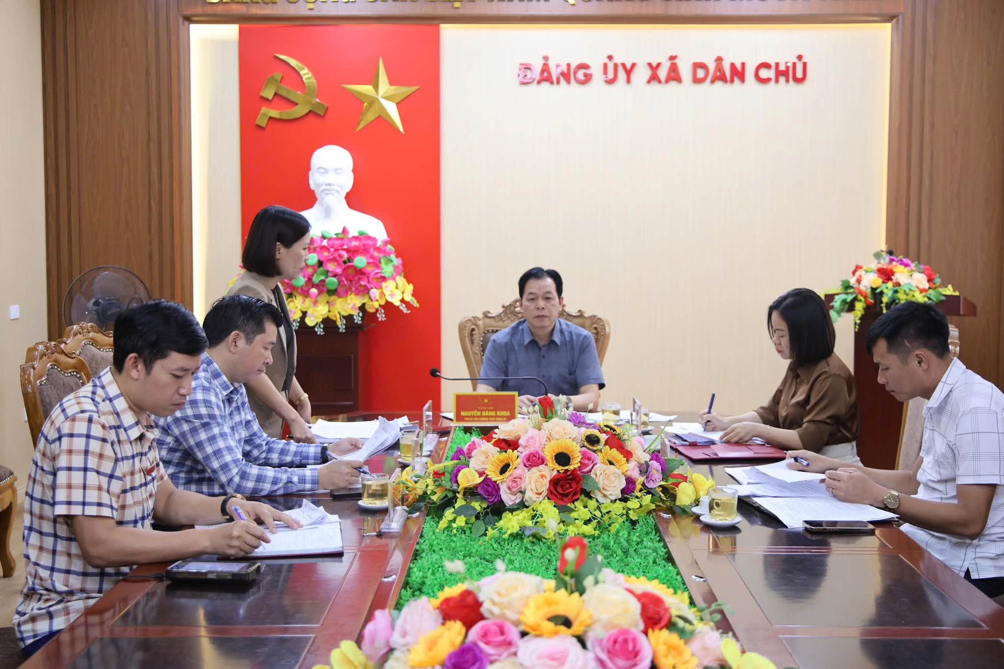 XÃ DÂN CHỦ: TỔ THẨM ĐỊNH HỌP ĐÁNH GIÁ, XẾP LOẠI CHẤT LƯỢNG CÁN BỘ, CÔNG CHỨC, VIÊN CHỨC QUÝ III NĂM 2026