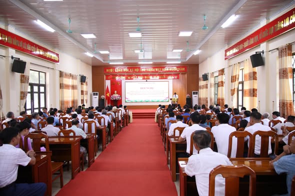 Đảng ủy xã Dân Chủ sơ kết công tác xây dựng Đảng 6 tháng đầu năm, triển khai nhiệm vụ 6 tháng cuối năm 2026; sơ kết 01 năm thực hiện mô hình chính quyền địa phương 02 cấp