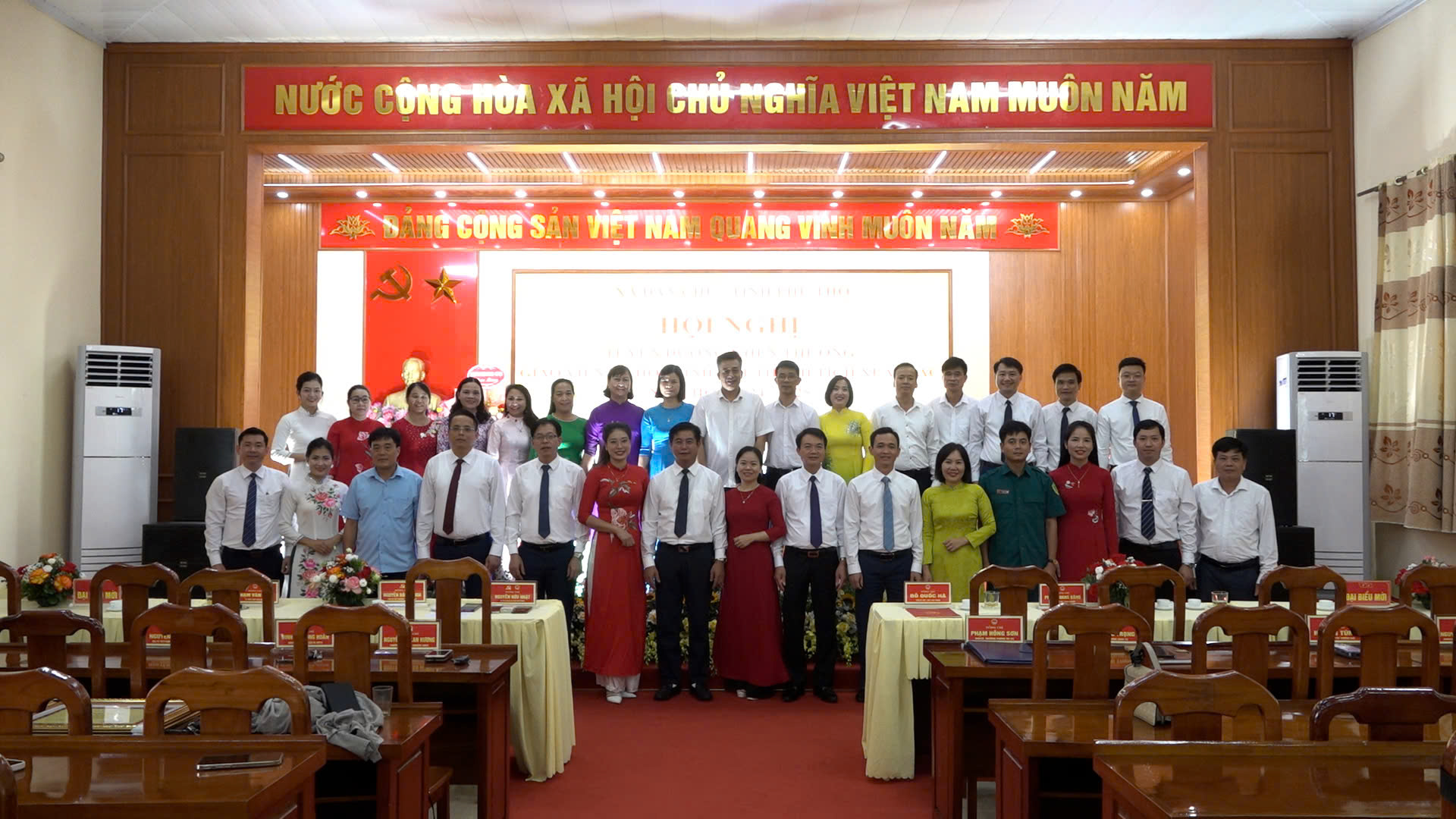 Xã Dân Chủ tổ chức Hội nghị tuyên dương, khen thưởng tuyên dương, khen thưởng giáo viên và học sinh đạt thành tích xuất sắc trong năm học 2024 -2025
