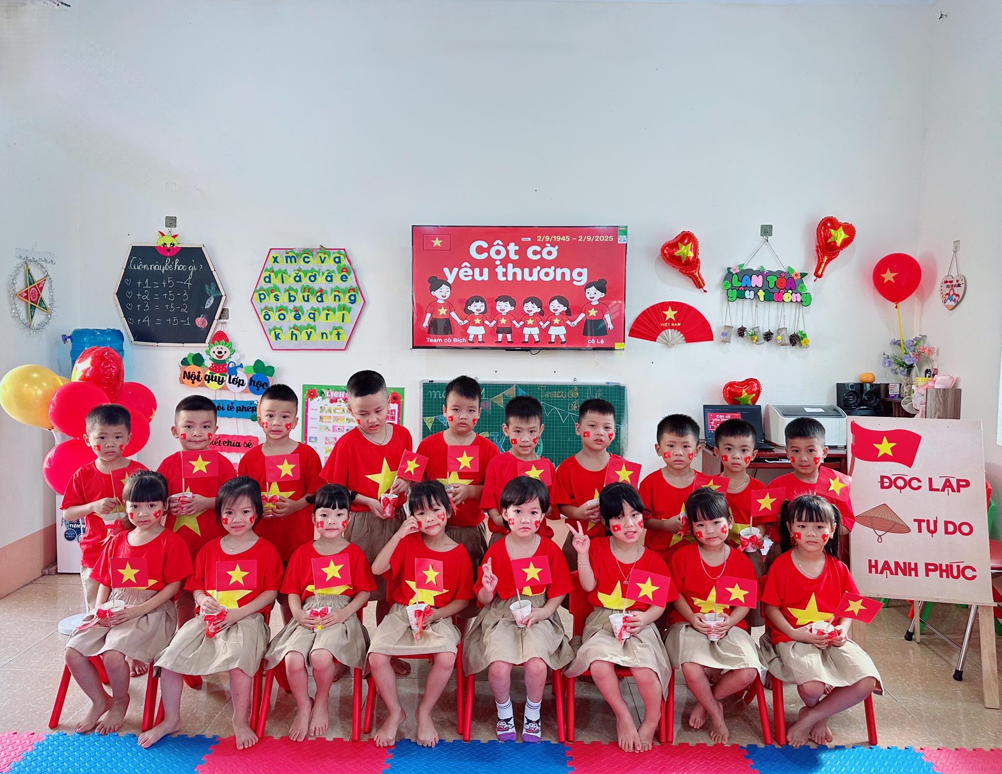 Học sinh xã Dân Chủ hào hứng với các hoạt động hướng về kỷ niệm 80 ngày Quốc khánh 2/9 