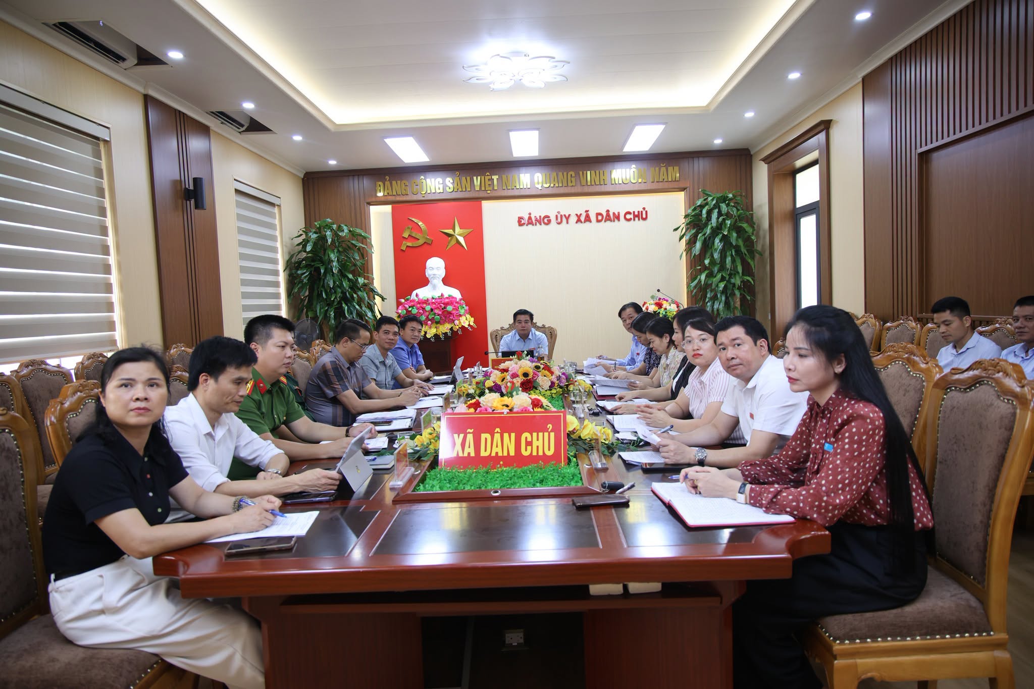 XÃ DÂN CHỦ DỰ HỘI NGHỊ SƠ KẾT 6 THÁNG ĐẦU NĂM, TRIỂN KHAI NHIỆM VỤ 6 THÁNG CUỐI NĂM 2026 THỰC HIỆN NGHỊ QUYẾT SỐ 57-NQ/TW CỦA BỘ CHÍNH TRỊ